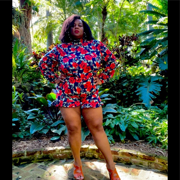 Plus Stand collar floral Print backless romper